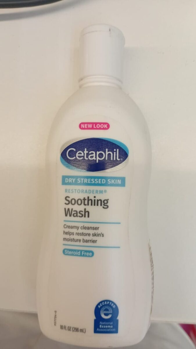 1139396.jpg Gel douche apaisant Cetaphil 296 ml