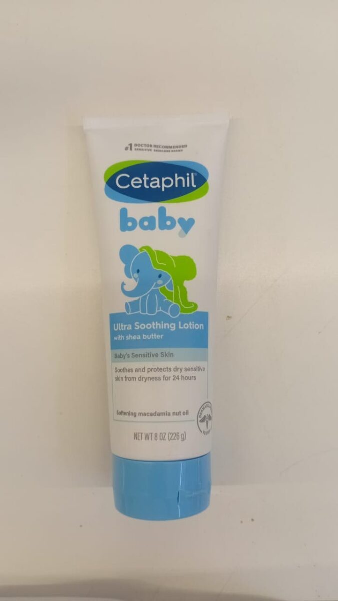 1139409.jpg Lotion apaisante Cetaphil Baby Ultra 226 g